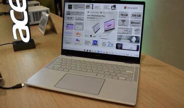 تغییر استراتژی گوگل در عرضه لپ تاپ گوگل بوک Googlebook برای رقابت با مک بوک تغییر استراتژی گوگل در عرضه لپ تاپ گوگل بوک Googlebook برای رقابت با مک بوک